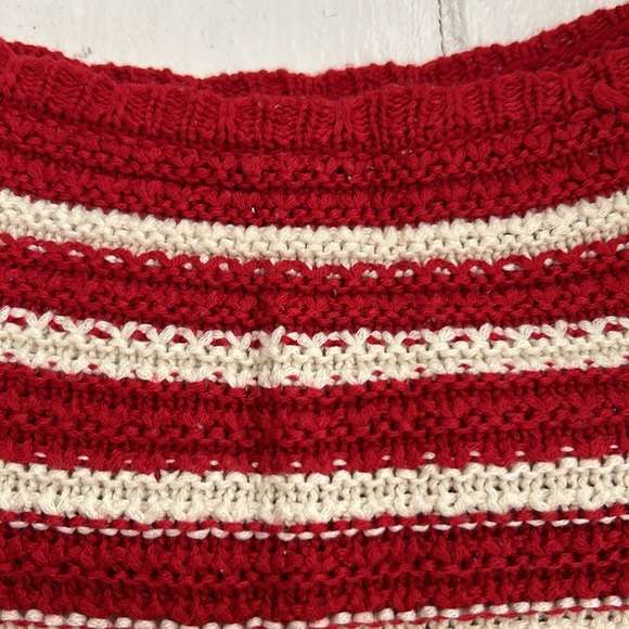 Cropped Striped Sweater Top - Picture 4 of 5